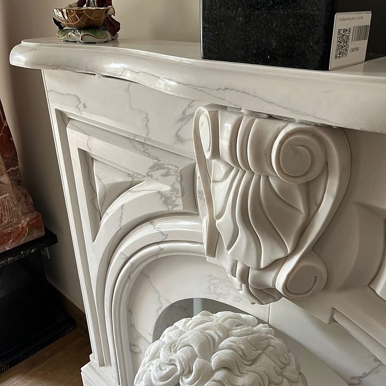 imagem do produto Lareira M�laga em M�rmore Branco 130cm VRMP345