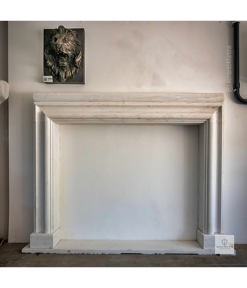 imagem de Lareira Pacentro em Mrmore Branco 152cm - VRMP358