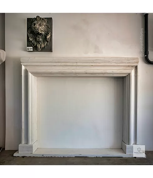 imagem de Lareira Pacentro em Mrmore Branco 152cm - VRMP358