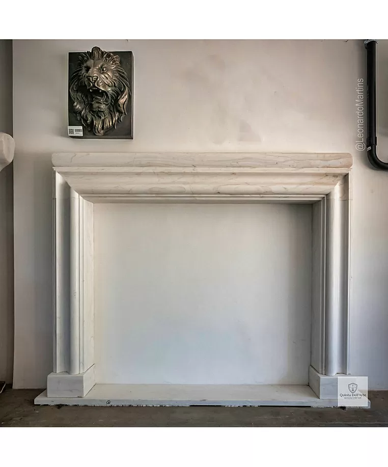 imagem de Lareira Pacentro em Mármore Branco 152cm VRMP358 Imponente para Projetos de Alto Padrão