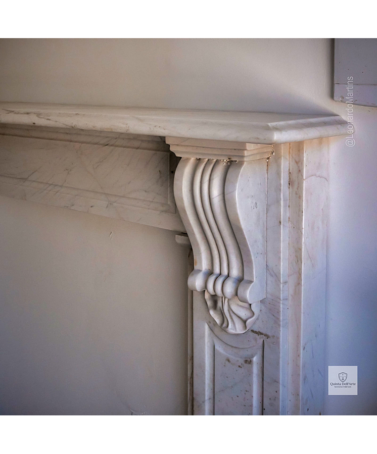 imagem do produto Lareira Palermo em M�rmore Branco 119cm - VRMP354