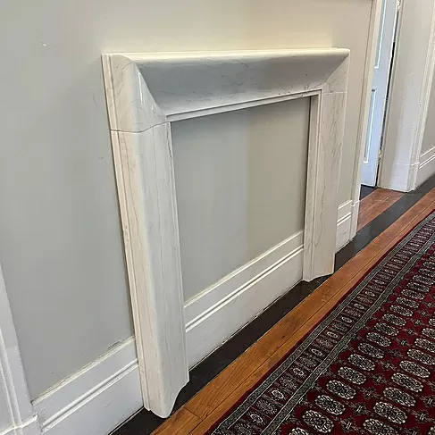 imagem de Lareira Scanno em Mármore Branco 120cm VRMP356
