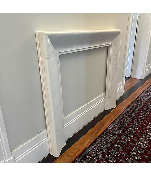 imagem de Lareira Scanno em Mármore Branco 120cm VRMP356 Sofisticada para Ambientes de Alto Padrão 