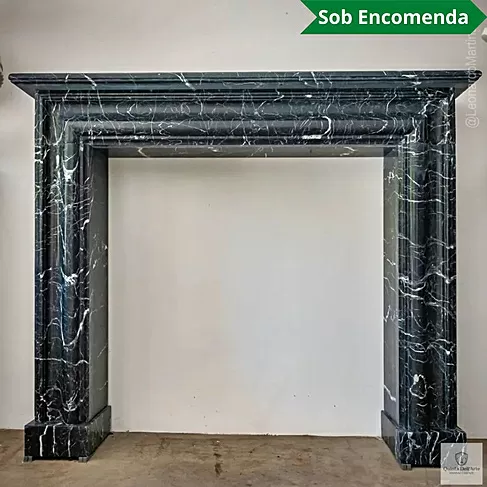 imagem de Lareira Vicenza em Mármore Preto 125cm VRMP355 Sofisticada para Ambientes de Alto Padrão 