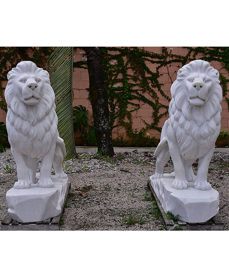 imagem do produto Le�o da Montanha Branco 140cm - EMP270