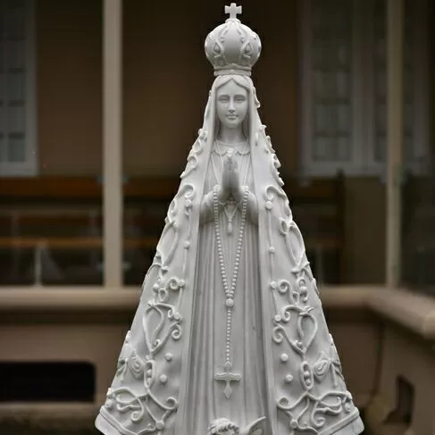 imagem de Nossa Senhora Aparecida Mármore Branco 160cm - IMP365