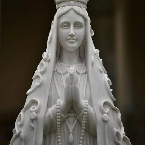 imagem de Nossa Senhora Aparecida Mármore Branco 160cm - IMP365
