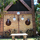 imagem do produto Par Cabe�as de Cavalo Jockey em Ferro Fundido 73cm VRF271 Eleg�ncia Cl�ssica