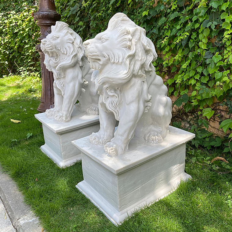 imagem do produto Par de Escultura de Le�o Sentado 100cm EML423 Presen�a Cl�ssica