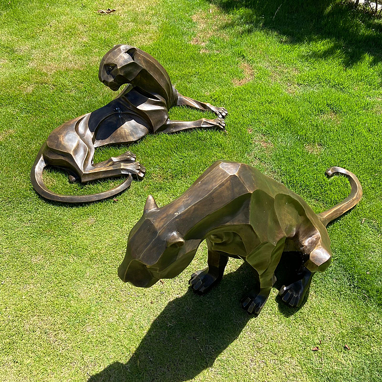 imagem do produto Par de Esculturas Jaguar em Bronze 85cm EBZ568 For�a e Sofistica��o