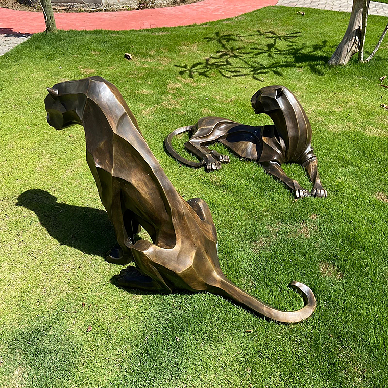 imagem do produto Par de Esculturas Jaguar em Bronze 85cm EBZ568 For�a e Sofistica��o