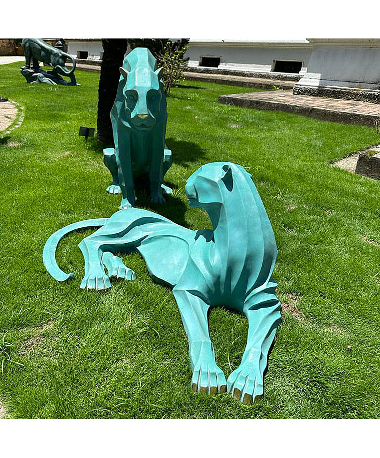 imagem do produto Par de Esculturas Jaguar em Bronze 90cm - EBZ568VE