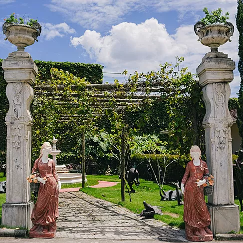 imagem de Par de Esculturas Primavera Mármore Rosso 158cm - EMP393 Elegância e Arte Clássica