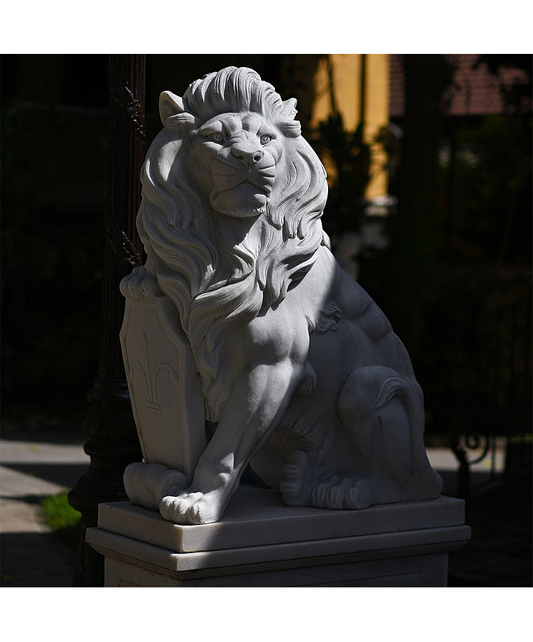 imagem do produto Par de Le�o com Escudo 200cm - EMP463