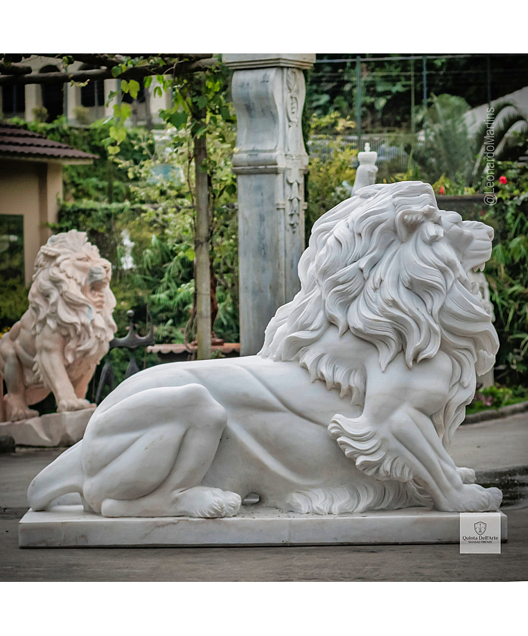 imagem do produto Par de Le�o Sentado 140cm M�rmore Branco - EMP462