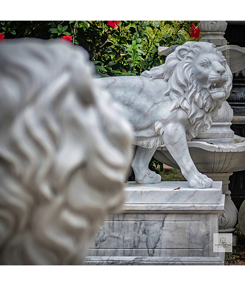 imagem de Par de Lees Andando em Mrmore Branco 145cm - EMP706