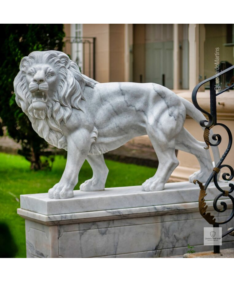 imagem do produto Par de Le�es Andando em M�rmore Branco 145cm - EMP706 Presen�a Majestosa