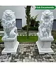 imagem do produto Par de Le�es com Filhote 180cm em M�rmore Branco com Base - EMP452 Projetos de Paisagismo 