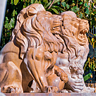 imagem do produto Par de Le�es com Filhote 180cm em M�rmore Rosa com Base - EMP451