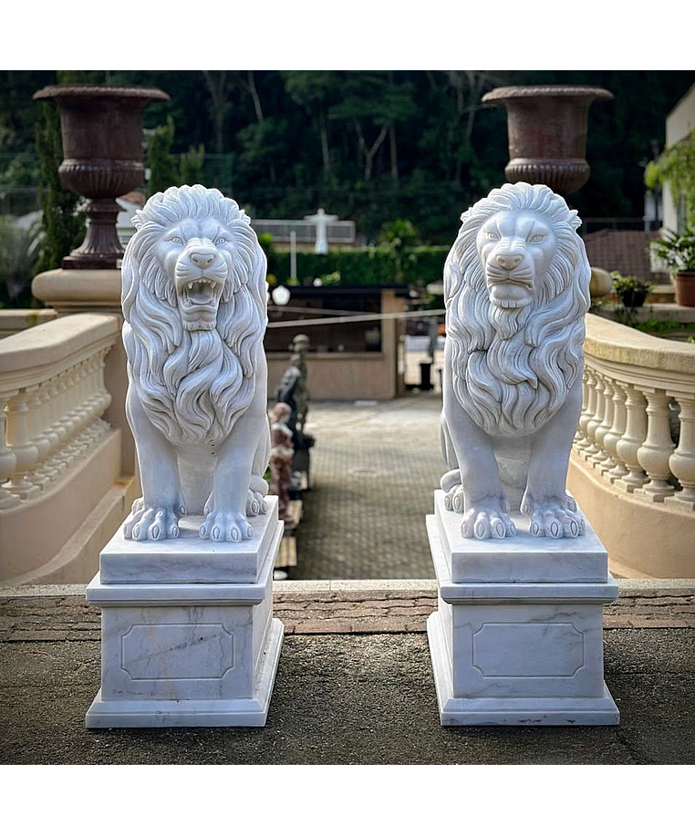 imagem do produto Par de Le�es em M�rmore Branco 155cm - EMP703
