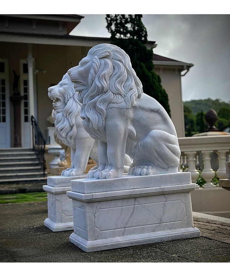 imagem do produto Par de Le�es em M�rmore Branco 155cm - EMP703