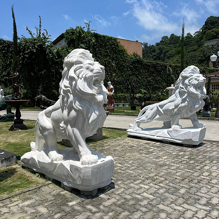 imagem do produto Par de Le�es Grande em M�rmore Branco 200cm EMP606 Impon�ncia Monumental