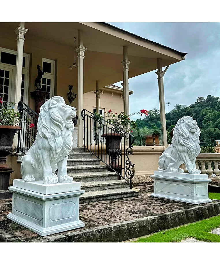 imagem do produto Par de Le�es Pal�cio das Laranjeiras 120cm + 40cm de Base - EMP602 For�a e Eleg�ncia