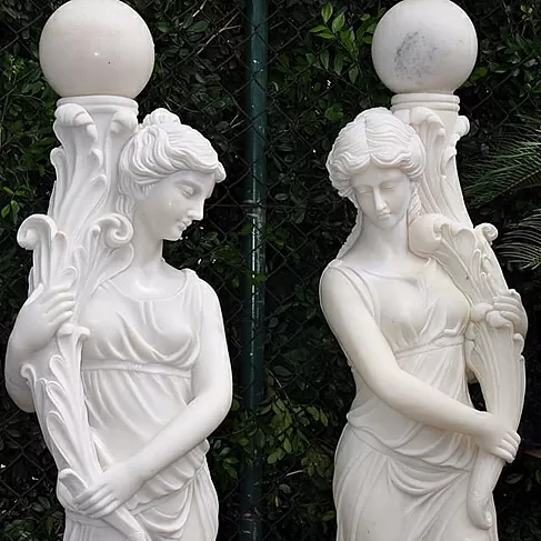 imagem de Par de Luminárias Aurora em Mármore Branco 190cm - EMP380 Elegância e Luz Clássica