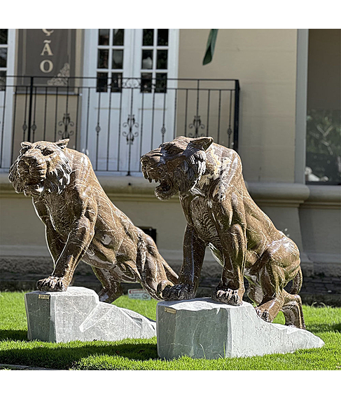 imagem de Par de Tigres em Mármore Marrom Imperial 120cm - EMP609 Luxo e Imponência