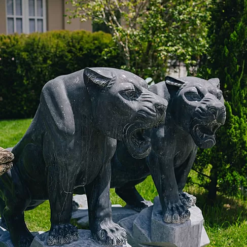 imagem de Par de Tigres em Mármore Negro 120cm - EMP508 Força e Elegância