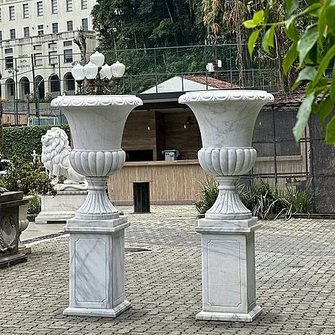 imagem de Par de Vasos em Mármore Branco 200cm VMP138 Luxo Monumental