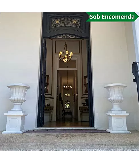 imagem de Par Vaso de Mármore com Base 105cm - VMP132 Destaque no Paisagismo