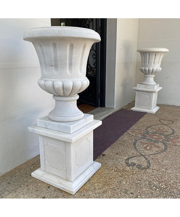 imagem do produto Par Vaso de M�rmore com Base 105cm - VMP132