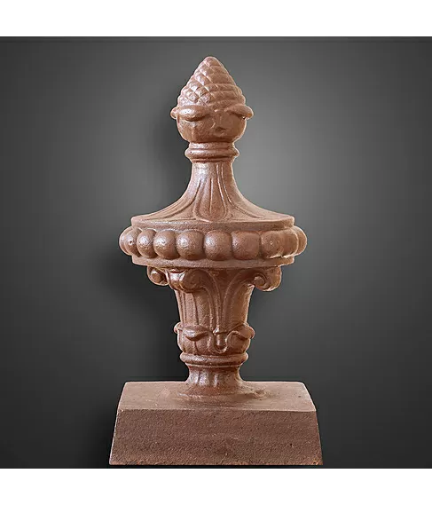 imagem de Pinha Decorativa com Base 65cm em Ferro Fundido VRF163 Para Jardins e Projetos Clássicos 