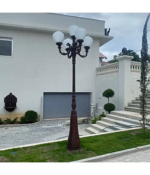 imagem de Poste Florena com 5 braos 330cm - VRF283