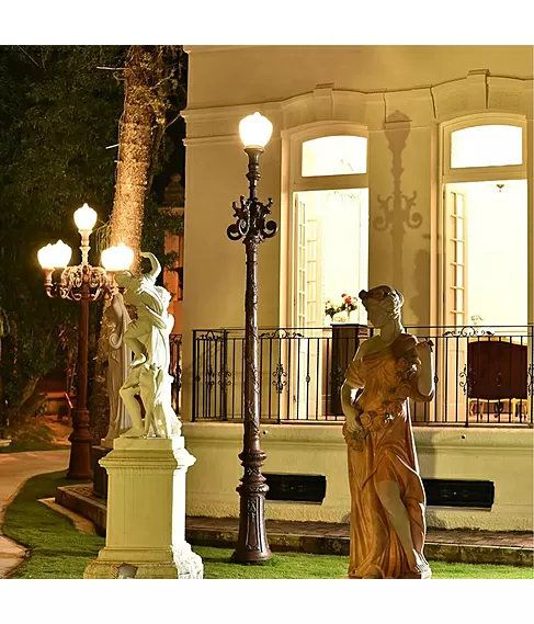 imagem de Poste Rio Antigo com Capitel 400cm VRF025 Para Iluminação Clássica e Projetos Monumentais 