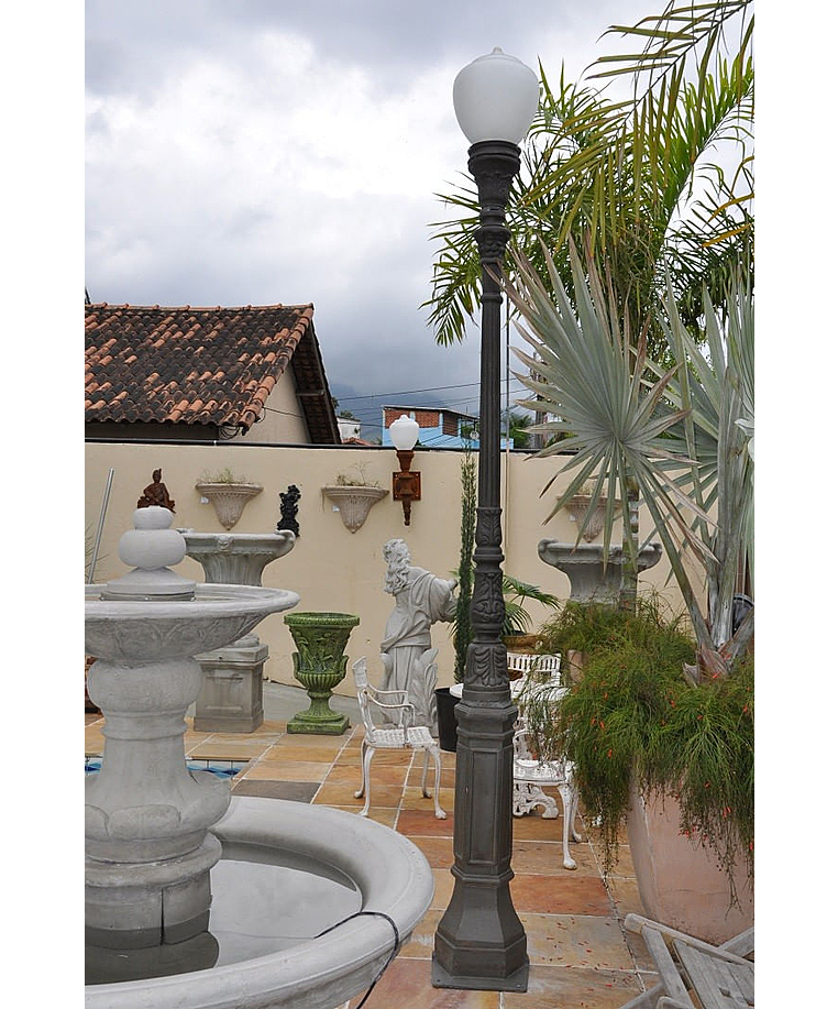 imagem do produto Poste Veneza 320cm - VRA046