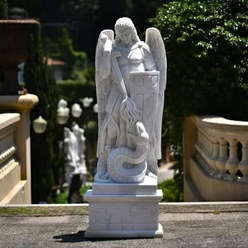 imagem de São Miguel Mármore Branco 160cm - IMP359
