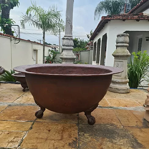 imagem de Tacho Gigante em Ferro Fundido 59cm VRFF304 Presença Marcante