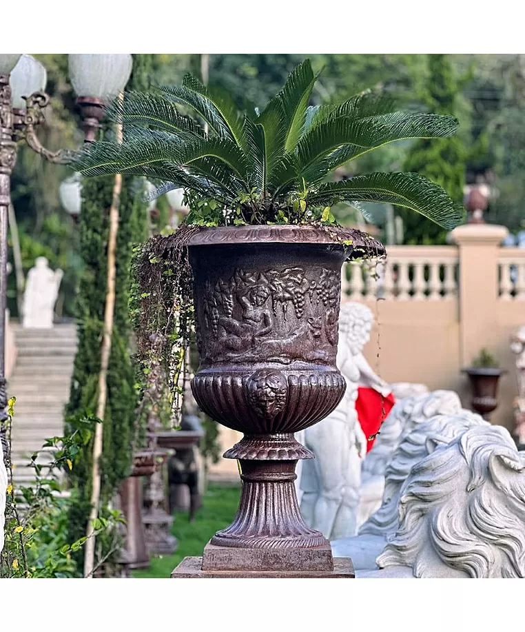 imagem de Vaso Decorativo Romano GG em Ferro Fundido 115cm - VF073 Grandeza e Sofisticação 