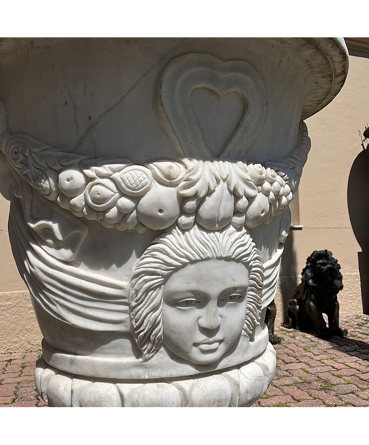 imagem do produto Vaso Louis com Base em M�rmore Branco 150cm - VMP137 Presen�a Nobre