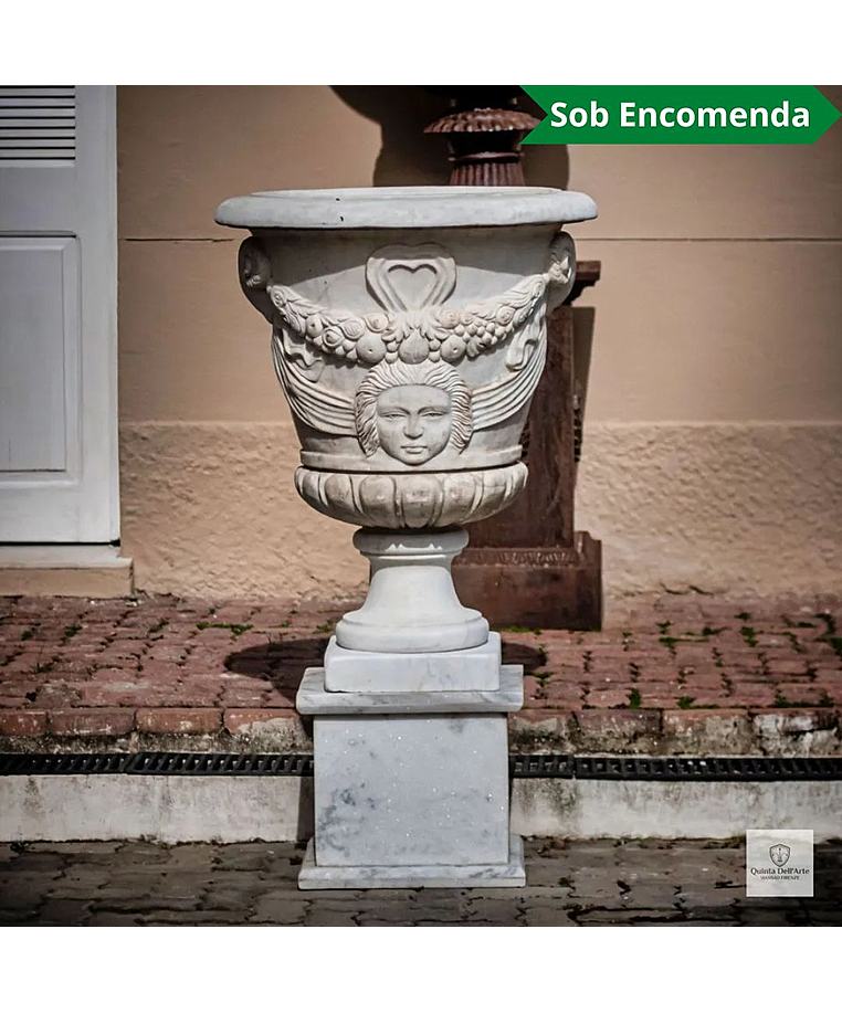 imagem do produto Vaso Louis com Base em M�rmore Branco 150cm - VMP137 Presen�a Nobre