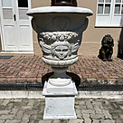 imagem do produto Vaso Louis com Base em M�rmore Branco 150cm - VMP137