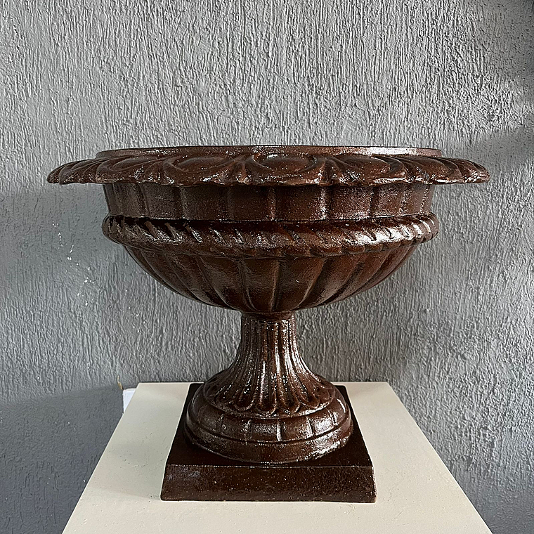 imagem do produto Vaso Ta�a Duarco 40cm Ferro Fundido VF091 Eleg�ncia Cl�ssica com Detalhes Sofisticados